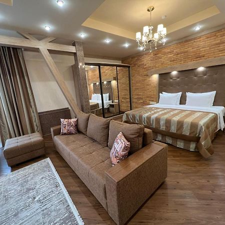 City Stay Апарт-Отель Алматы Exteriör bild