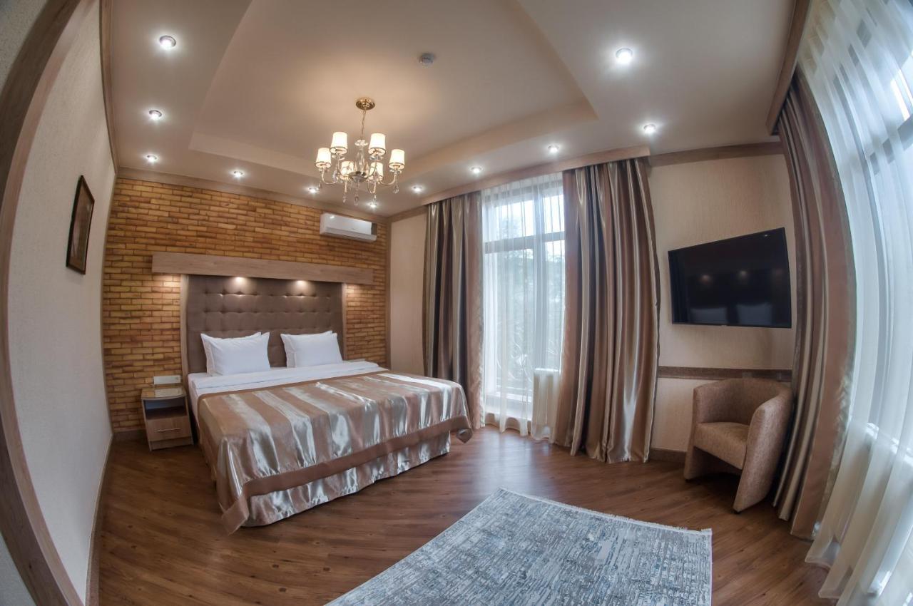 City Stay Апарт-Отель Алматы Exteriör bild
