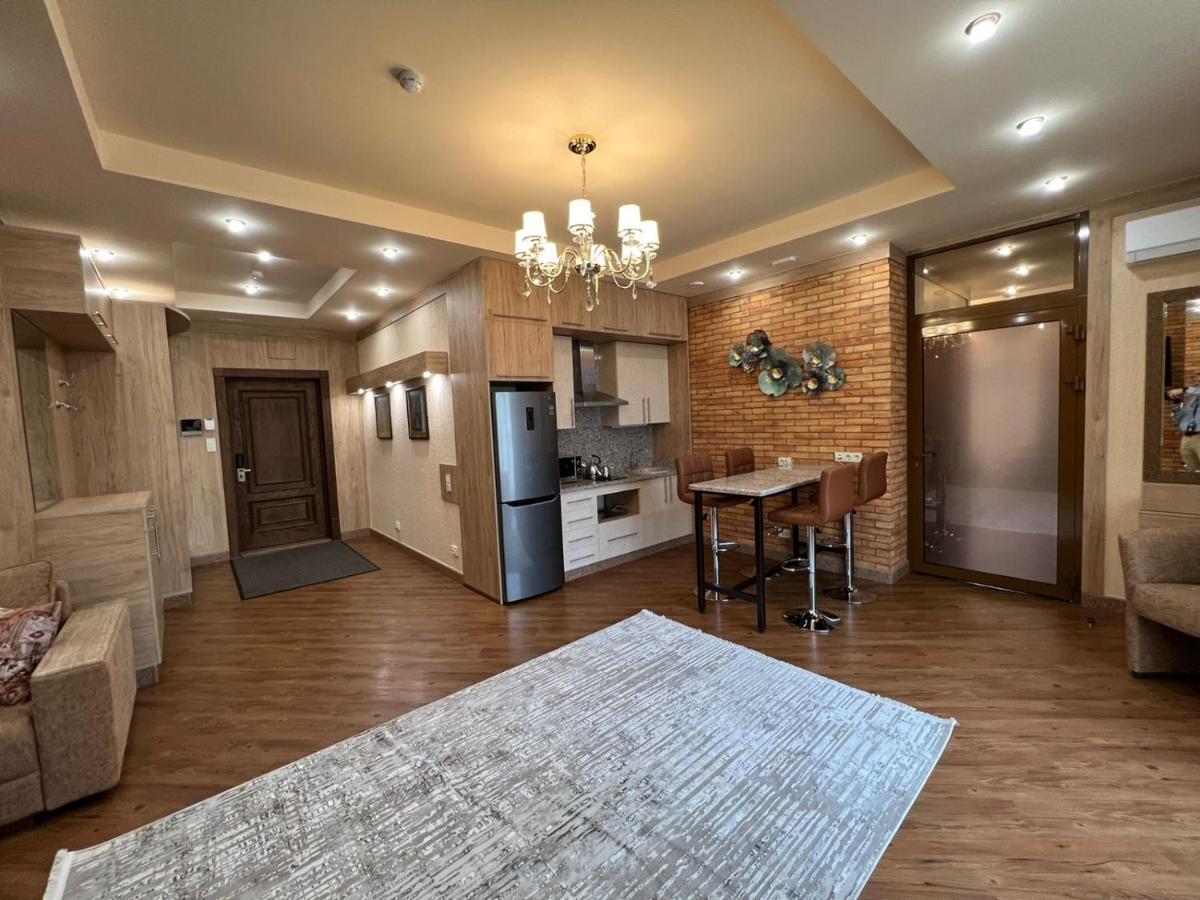 City Stay Апарт-Отель Алматы Exteriör bild