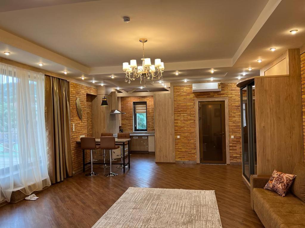 City Stay Апарт-Отель Алматы Exteriör bild