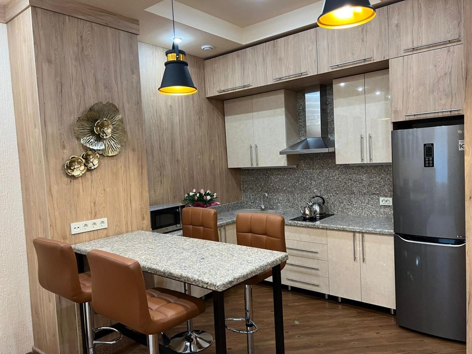 City Stay Апарт-Отель Алматы Exteriör bild